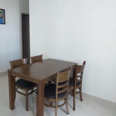 Bàn ăn gỗ thịt 16A