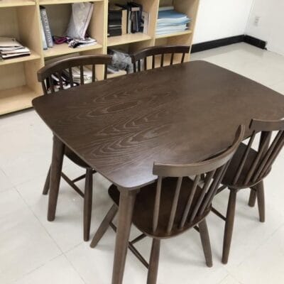 Bàn ăn gỗ thịt 18A