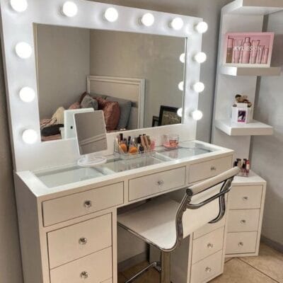 Bàn Makeup 6A